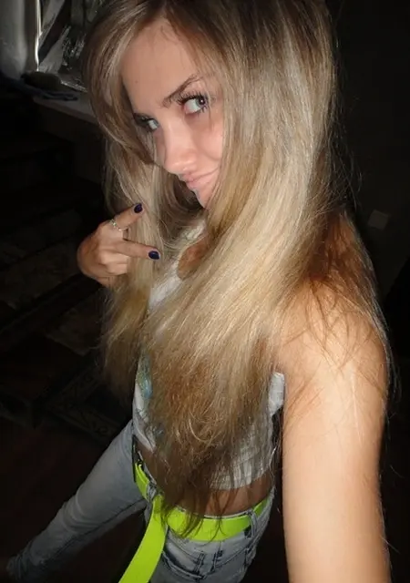 Анастасия из Аткарска, мне 22, познакомлюсь для вирта