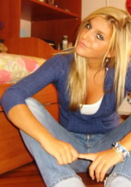 Ольга из Оричей, мне 25, познакомлюсь на одну ночь