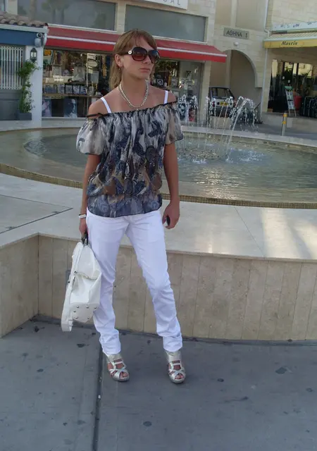 Эльвира из Богашева, мне 21, познакомлюсь для общения