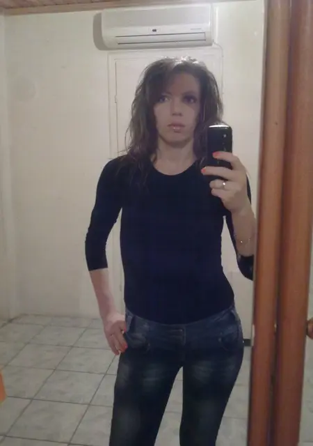 Я Милана, 24, из Конакова, ищу знакомство для постоянных отношений