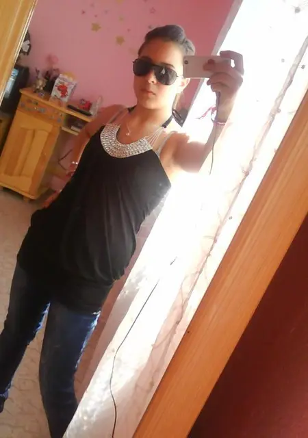 Я Лилия, 18, знакомлюсь для вирта в Белых Столбах