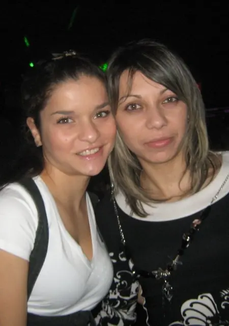 Алёна из Ивни, мне 22, познакомлюсь для общения