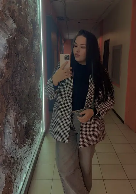 Алина из Таганрога, ищу на сайте вирта