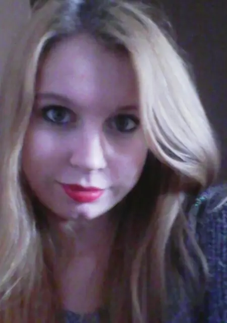 Анжела из Бердска, мне 18, познакомлюсь на одну ночь