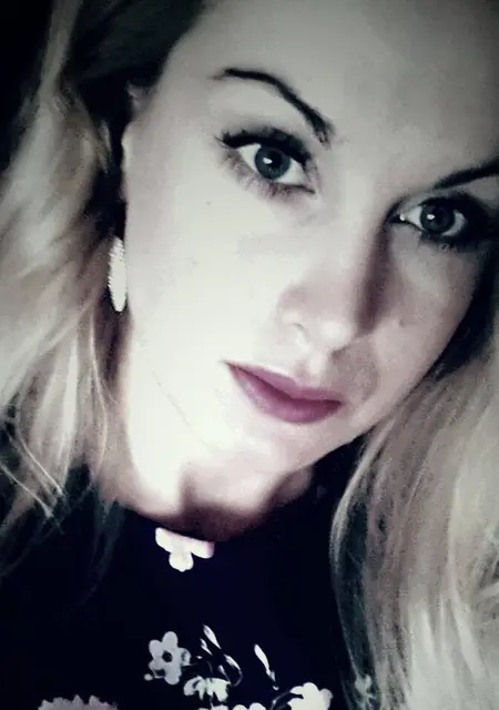 Илона из Невинномысска, ищу на сайте вирта