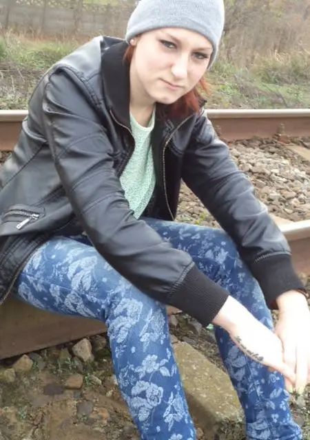 Любовь из Гатчины, мне 19, познакомлюсь на одну ночь