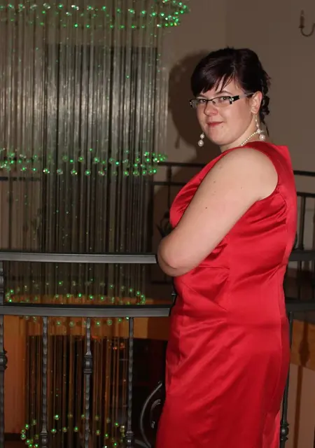 Елизавета из Черногорска, ищу на сайте знакомства на одну ночь