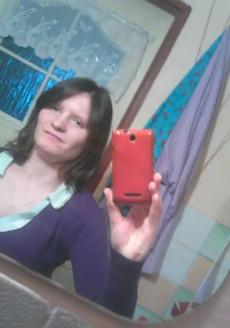 Марина из Можги, мне 18, познакомлюсь для вирта