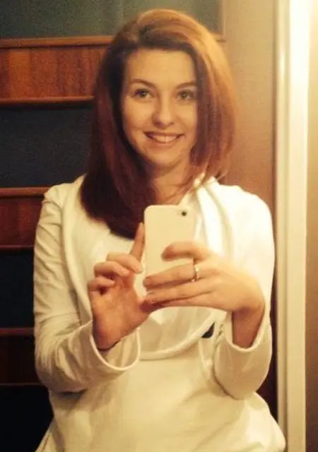 Я Оксана, 21, из Новороссийска, ищу знакомства без обязательств