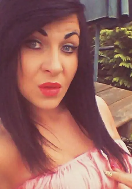 Я Галина, 18, знакомлюсь для дружбы в Новодвинске