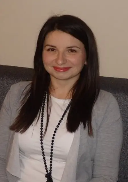 Алиса из Углегорска, ищу на сайте знакомства на одну ночь