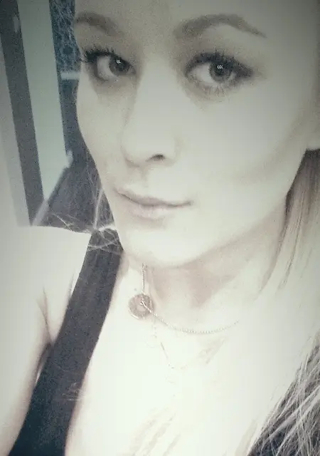 Белла из Сибая, мне 24, познакомлюсь для постоянных отношений