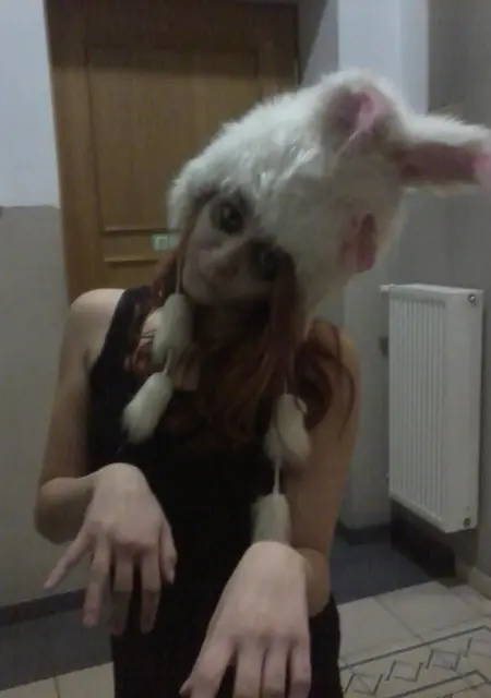 Я Майя, 18, из Нягани, ищу знакомство для постоянных отношений