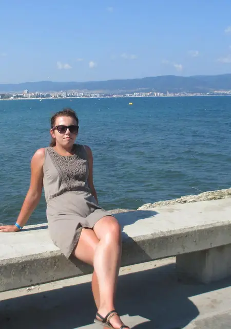 Вероника из Коряжмы, мне 26, познакомлюсь для вирта