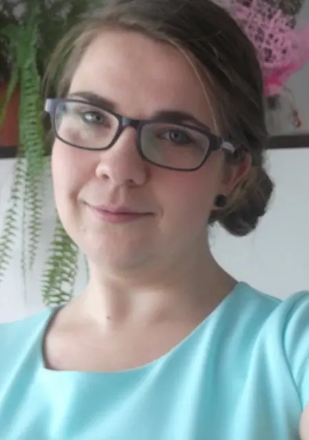 Лариса из Кизляра, мне 26, познакомлюсь для вирта