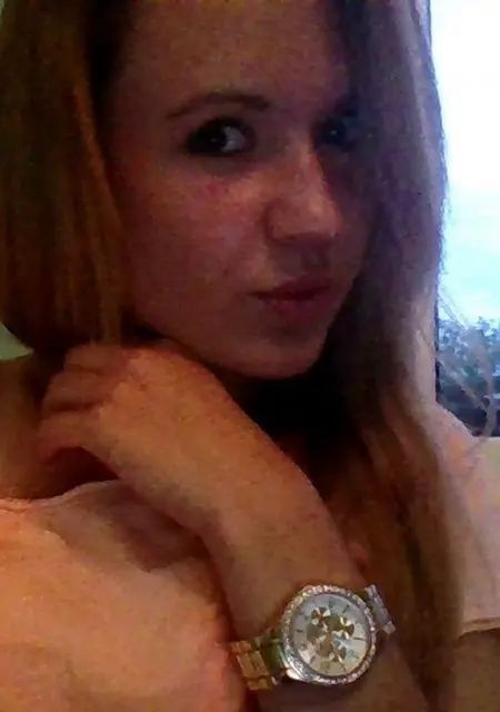 Я Раиса, 19, из Муравленко, ищу знакомство для постоянных отношений