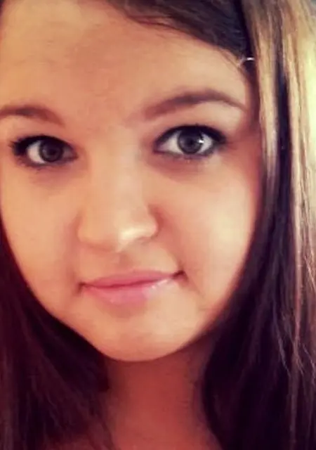 Вероника из Саяногорска, мне 25, познакомлюсь для вирта