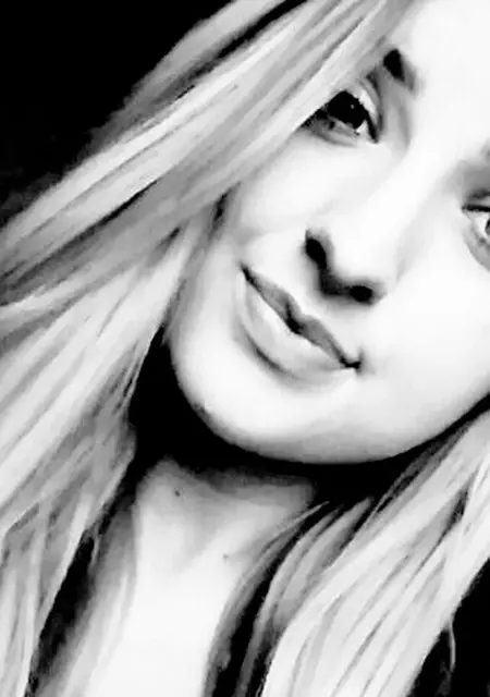 Аврора из Сасова, мне 19, познакомлюсь на одну ночь