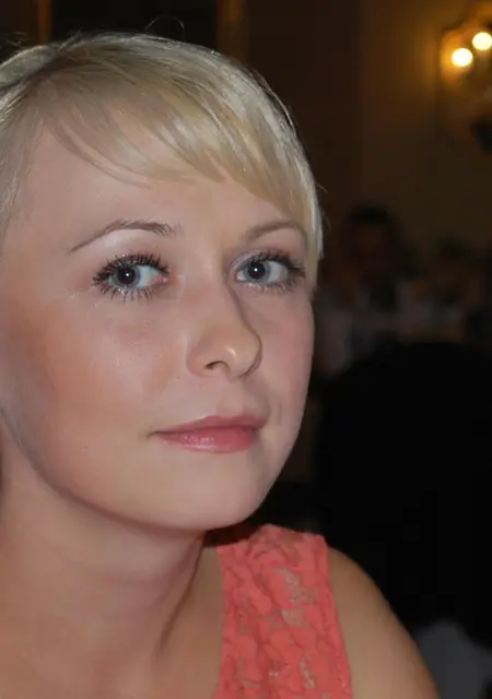 Анна из Новоаннинского, мне 26, познакомлюсь для общения