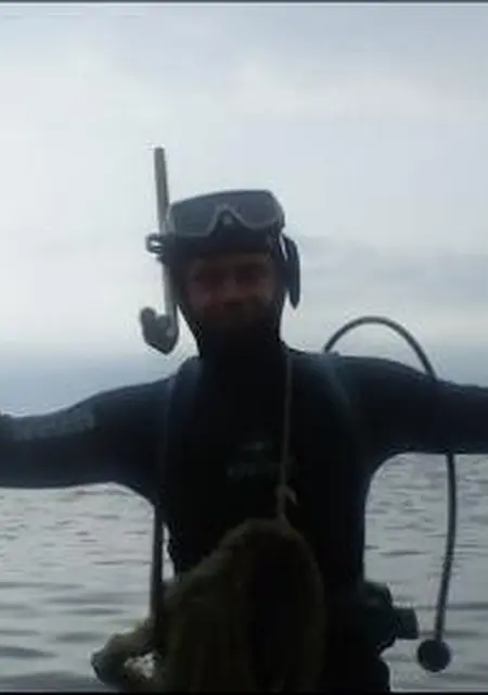 Максим из Большого Камня, ищу на сайте знакомства на одну ночь