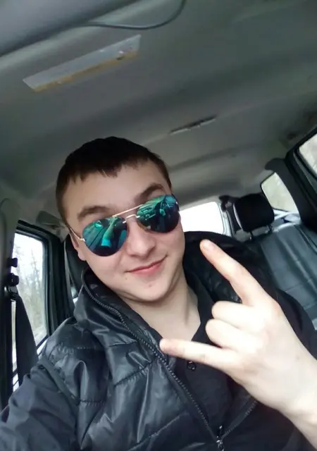 Артём из Котласа, мне 29, познакомлюсь на одну ночь