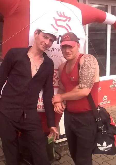 Vitaliy из Чегдомына, ищу на сайте постоянные отношения