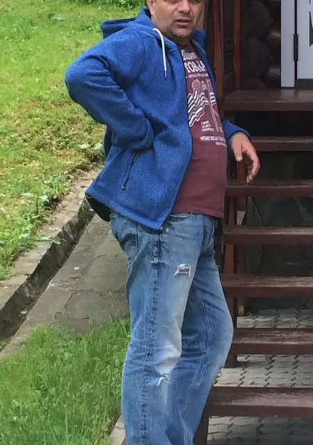 Я Дмитрий, 52, знакомлюсь без обязательств в Пущине