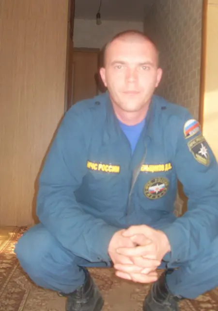 Я Денис, 41, знакомлюсь без обязательств в Верхнеуральске