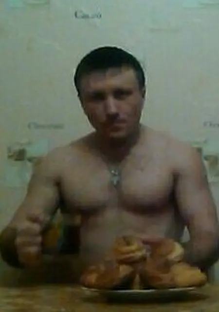 Евгений из Гая, мне 44, познакомлюсь для приятного времяпровождения