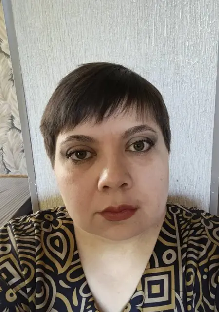 Олеся из Санкт-Петербурга, мне 42, познакомлюсь для приятного времяпровождения