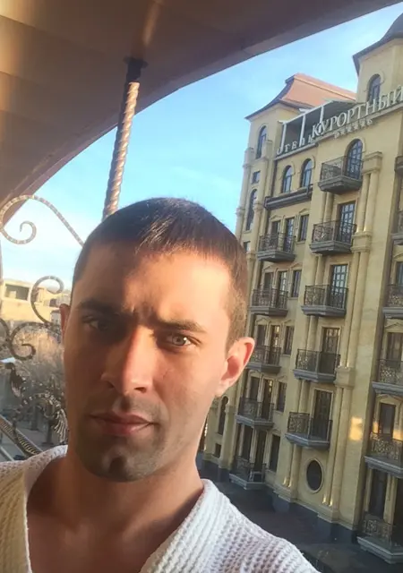 Эдуард из Санкт-Петербурга, ищу на сайте знакомства без обязательств