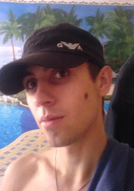 Виталий из Гулькевичей, мне 38, познакомлюсь для вирта