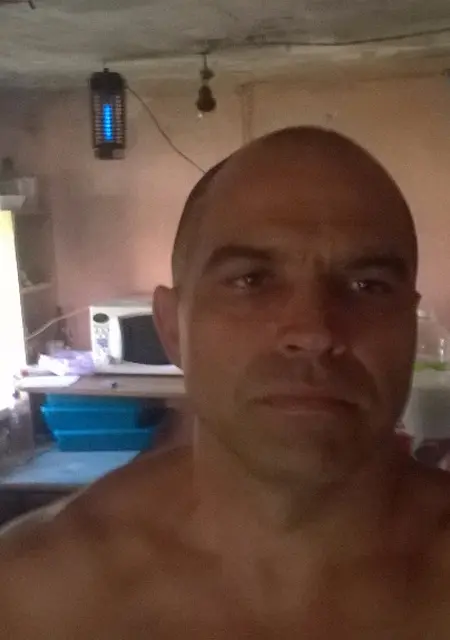 Миша из Калача-на-Дону, ищу на сайте знакомства на одну ночь