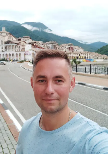 Николай из Чебоксар, мне 40, познакомлюсь для приятного времяпровождения