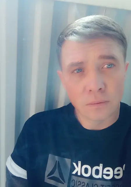 Я Дмитрий, 40, из Бикина, ищу знакомства без обязательств