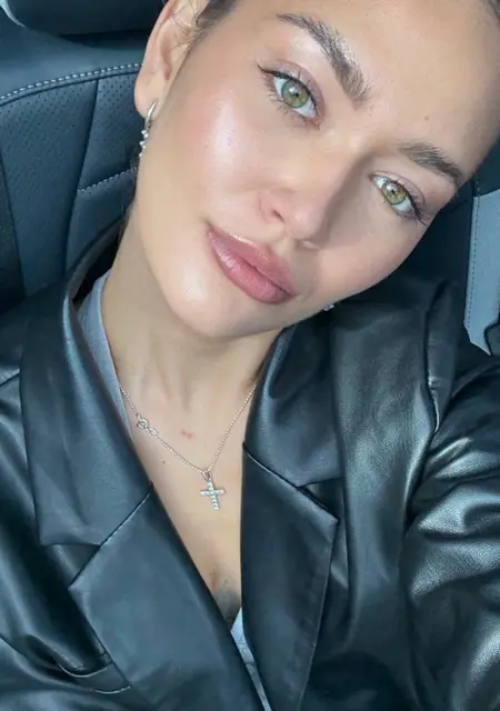 Эви из Волгограда, мне 20, познакомлюсь для дружбы