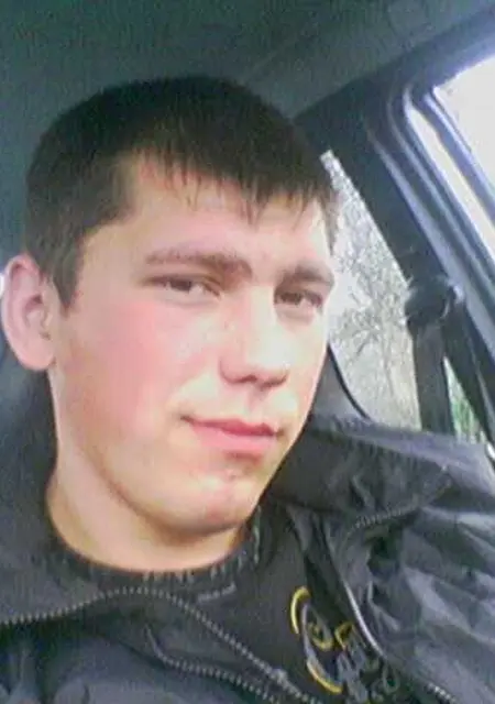 Я Alex, 35, из Батайска, ищу знакомства на одну ночь