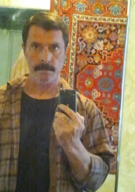 Я Артур, 56, из Шуи, ищу знакомства без обязательств