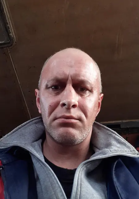 Я Aleksei, 24, знакомлюсь на одну ночь в Гурьевске