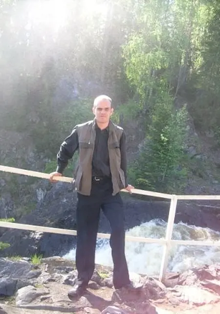 Шурик из Костомукши, мне 42, познакомлюсь на одну ночь