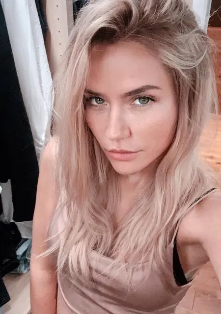 Я Мая, 25, из Волгодонска, ищу знакомство для постоянных отношений