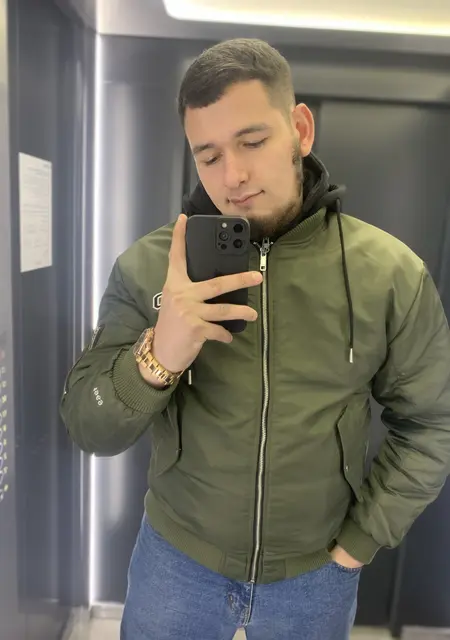 Руслан из Петрова Вала, мне 30, познакомлюсь на одну ночь