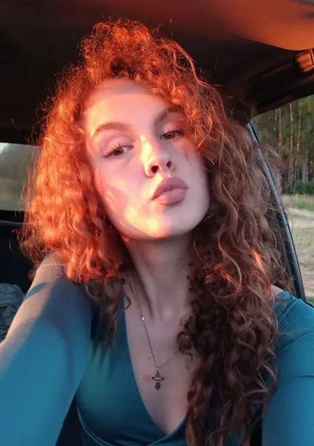 Я Ева, 24, из Элисты, ищу знакомство для постоянных отношений