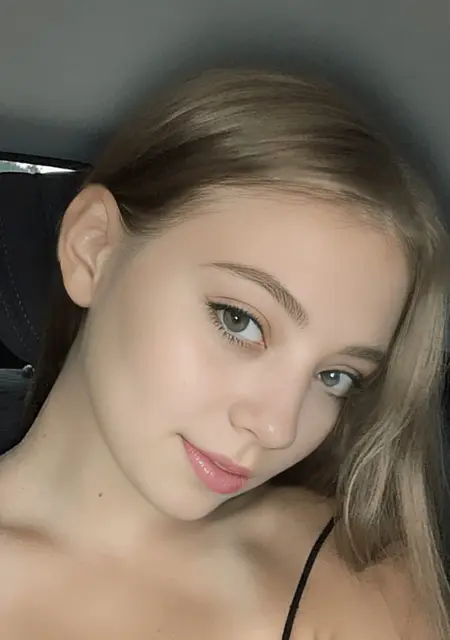 Катя из Орла, ищу на сайте знакомства на одну ночь
