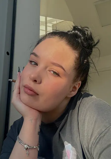 Вероника из Челябинска, ищу на сайте постоянные отношения