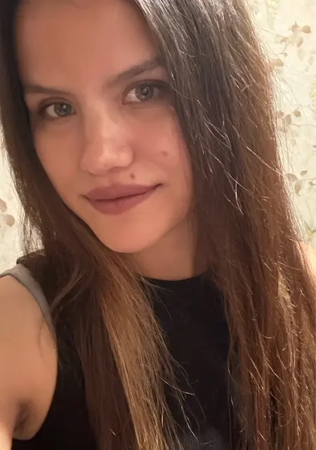 Я Аделина, 25, из Улан-Удэ, ищу знакомство для приятного времяпровождения