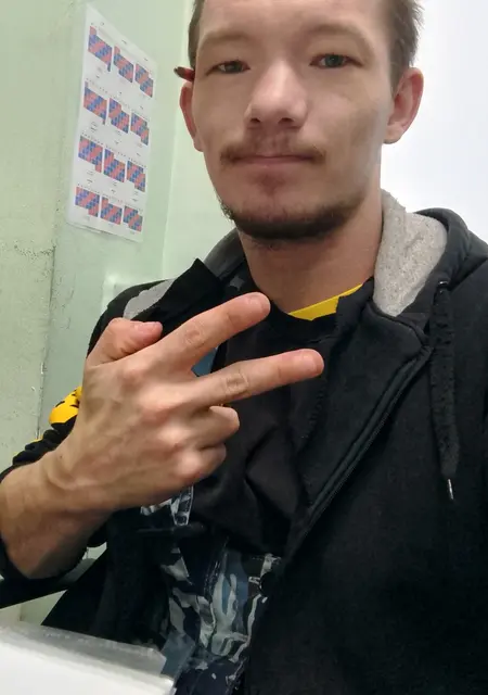 Я Semmy, 27, из Алапаевска, ищу знакомства без обязательств