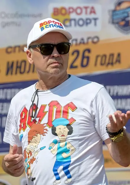 Airat из Уфы, мне 56, познакомлюсь без обязательств