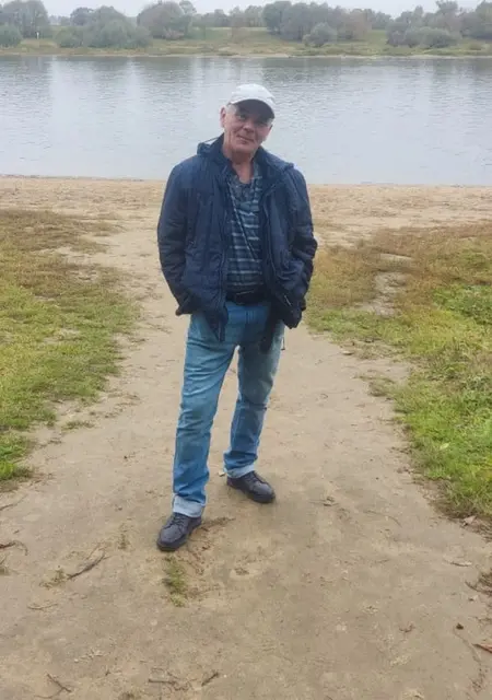 Я Виктор, 52, из Москвы, ищу знакомства без обязательств