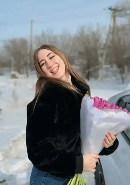 Милена из Благовещенска, ищу на сайте общение